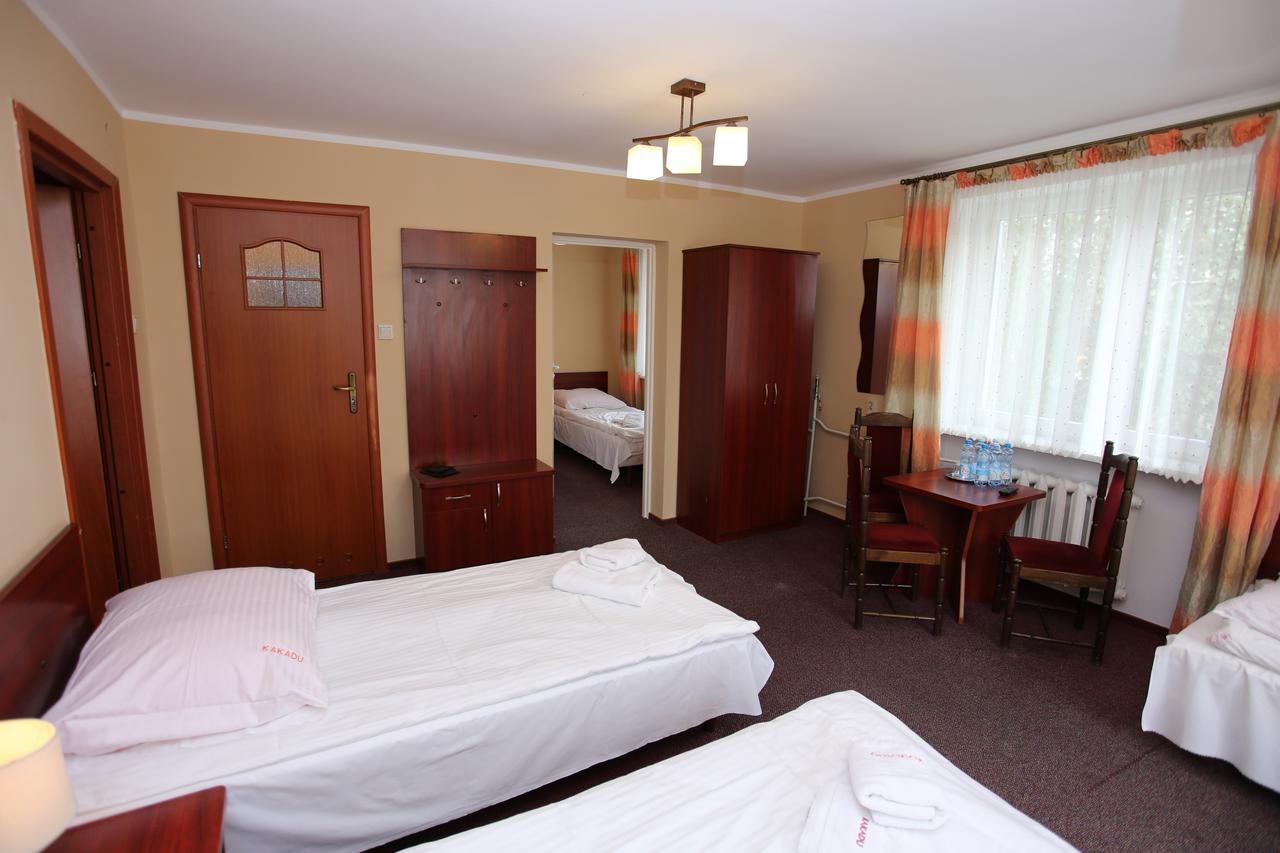 Hotel Kakadu Konin  Buitenkant foto
