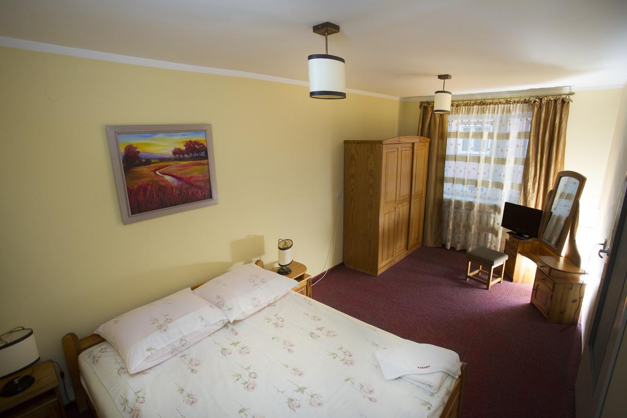 Hotel Kakadu Konin  Buitenkant foto